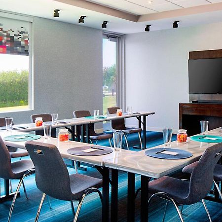 Aloft Hotel Las Colinas Ирвинг Экстерьер фото