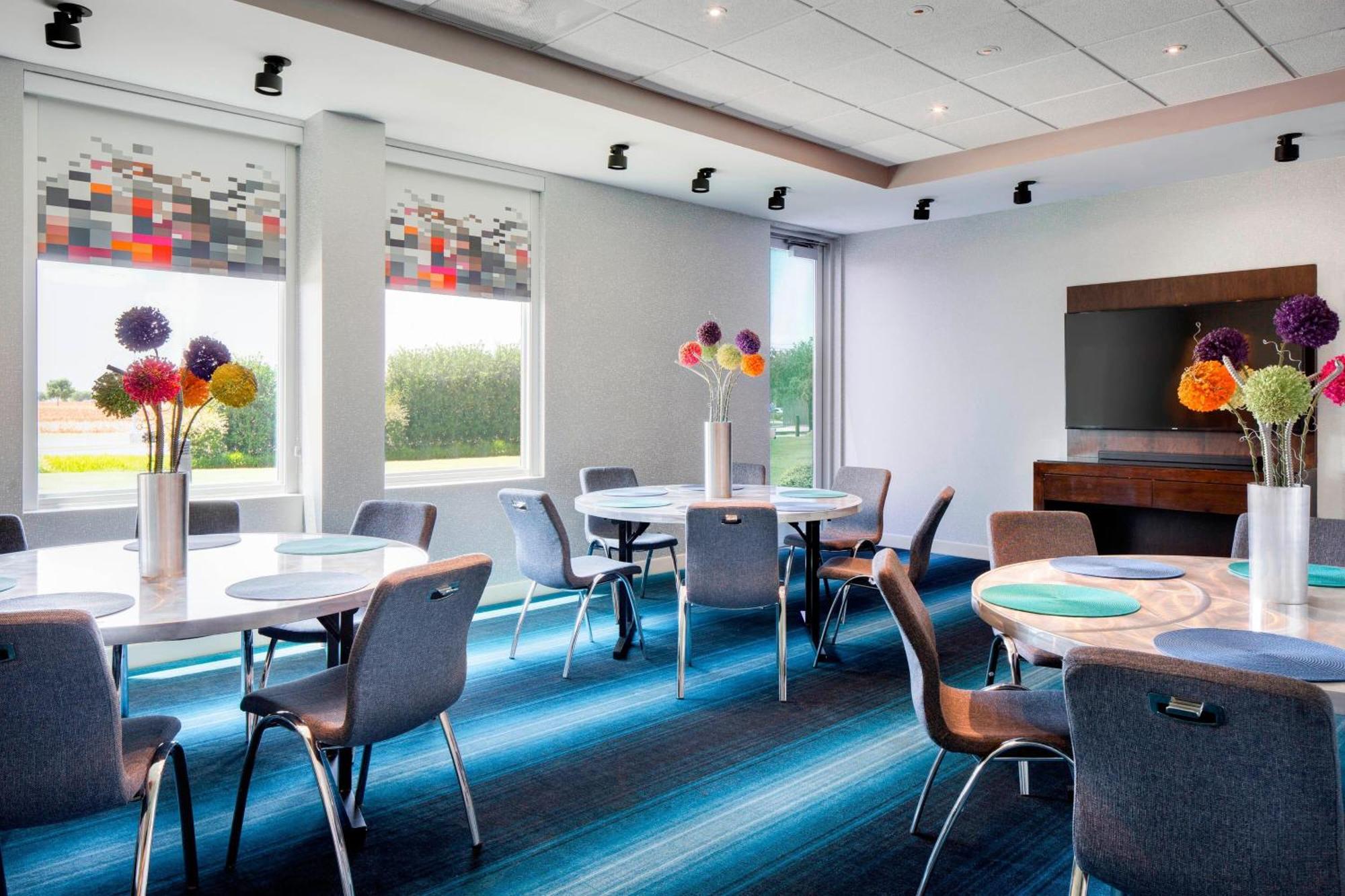 Aloft Hotel Las Colinas Ирвинг Экстерьер фото