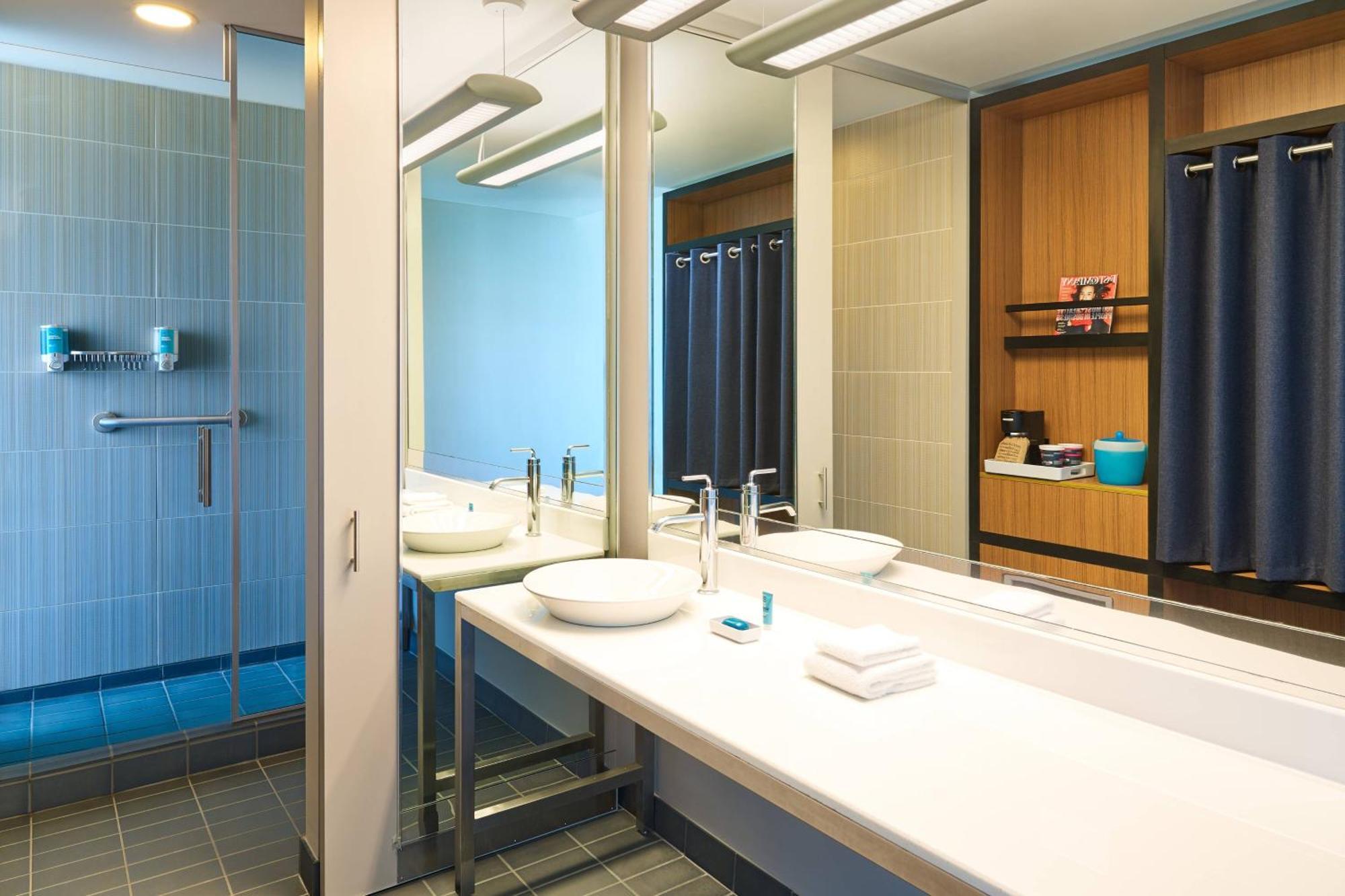 Aloft Hotel Las Colinas Ирвинг Экстерьер фото